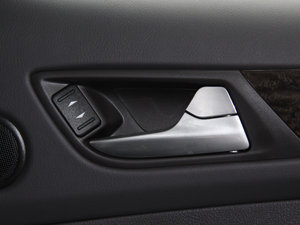 2011GTDi 200 ԄӺA g