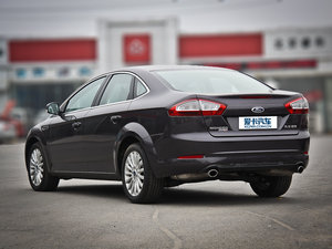 2011GTDi 200 ԄӺA w^