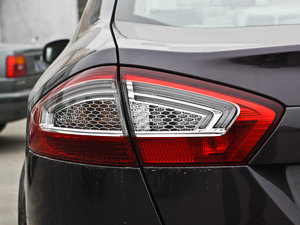 2011GTDi 200 ԄӺA ^