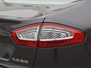 2011GTDi 200 ԄӺA ^