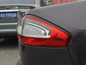 2011GTDi 200 ԄӺA ^