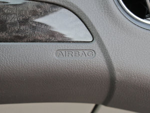 2011GTDi 200 ԄӺA g