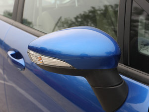 2011Ɏ 1.5L Ԅ(dng)r(sh)а (x)(ji)^