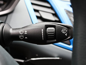 2011Ɏ 1.5L Ԅ\Ӱ п؅^