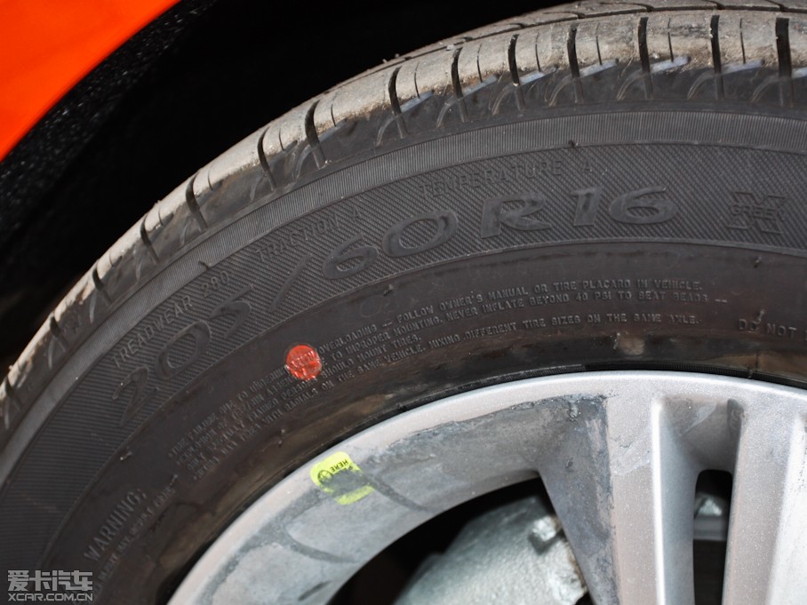 2012˹ Ɏ 1.6L քL