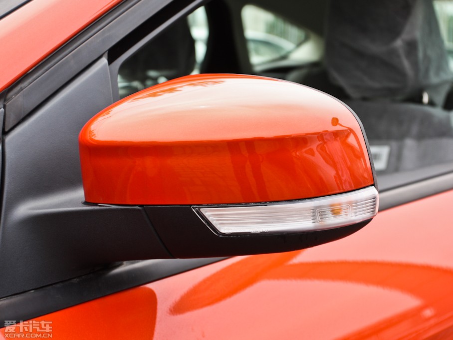 2012˹ Ɏ 1.6L քL