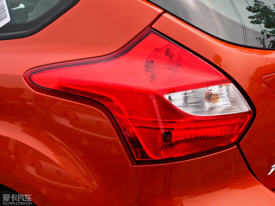 2012˹ Ɏ 1.6L քL