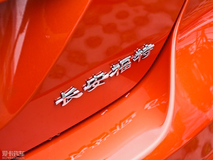 2012˹ Ɏ 1.6L քL