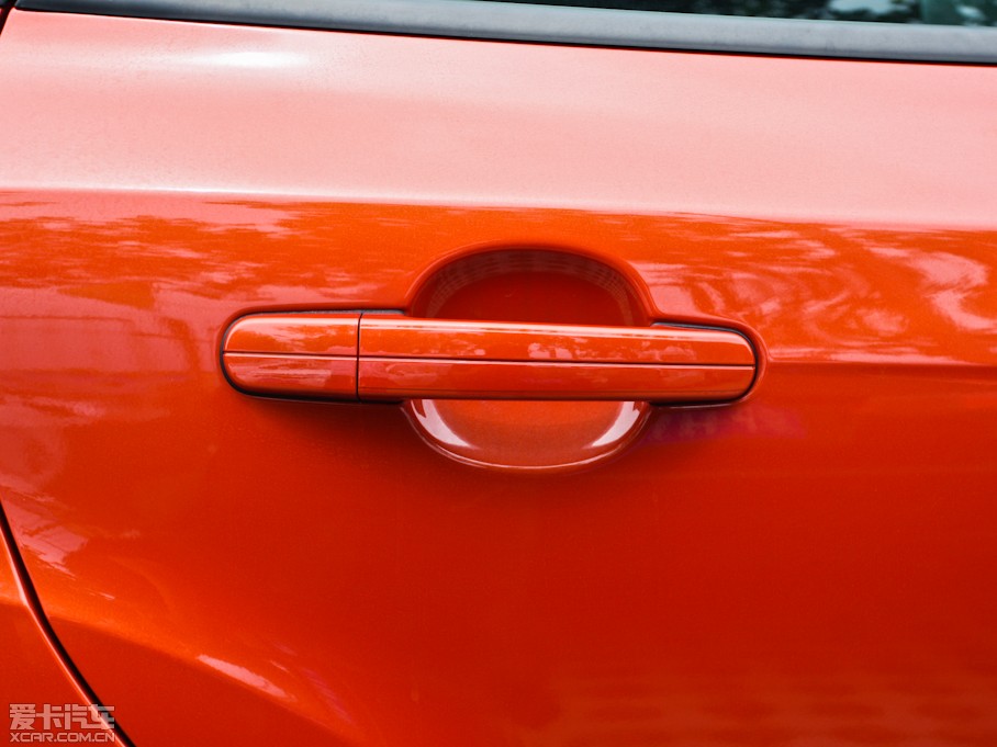 2012˹ Ɏ 1.6L քL