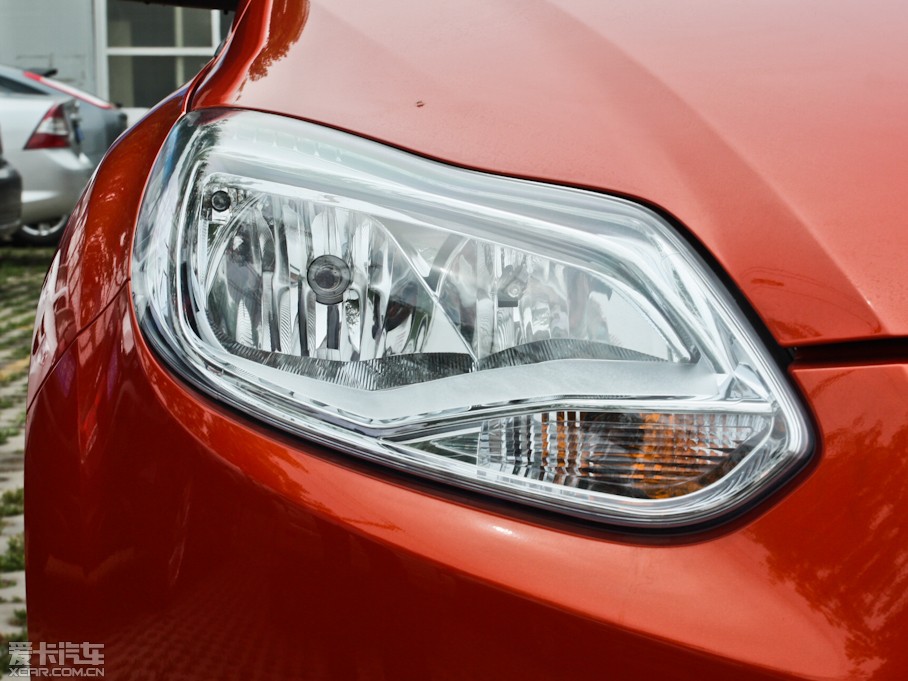 2012˹ Ɏ 1.6L քL