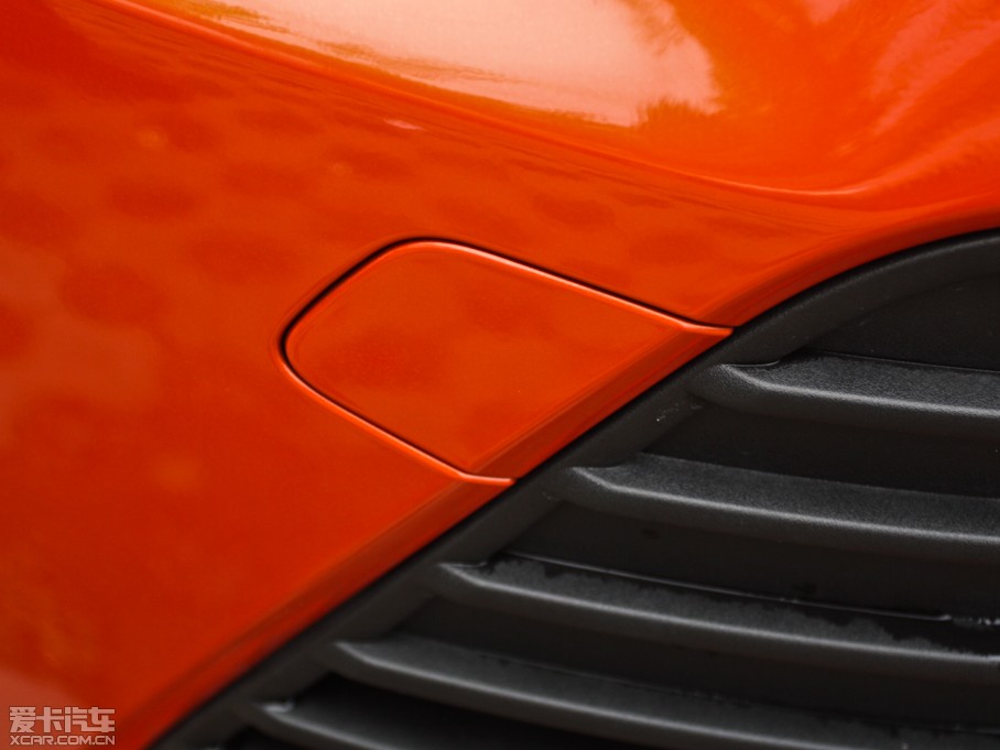 2012˹ Ɏ 1.6L քL