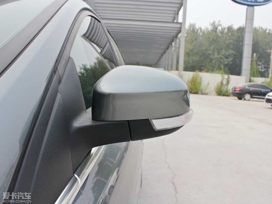 2012˹ Ɏ 2.0L քӺA\