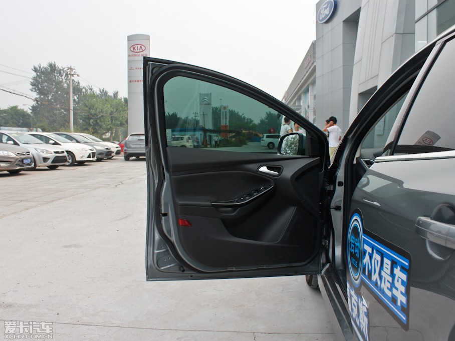 2012���˹ �Ɏ� 2.0L �քӺ��A�\����