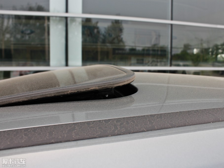 2012˹ Ɏ 2.0L քӺA\