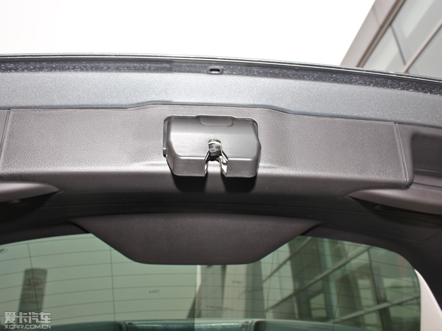 2012˹ Ɏ 2.0L քӺA\