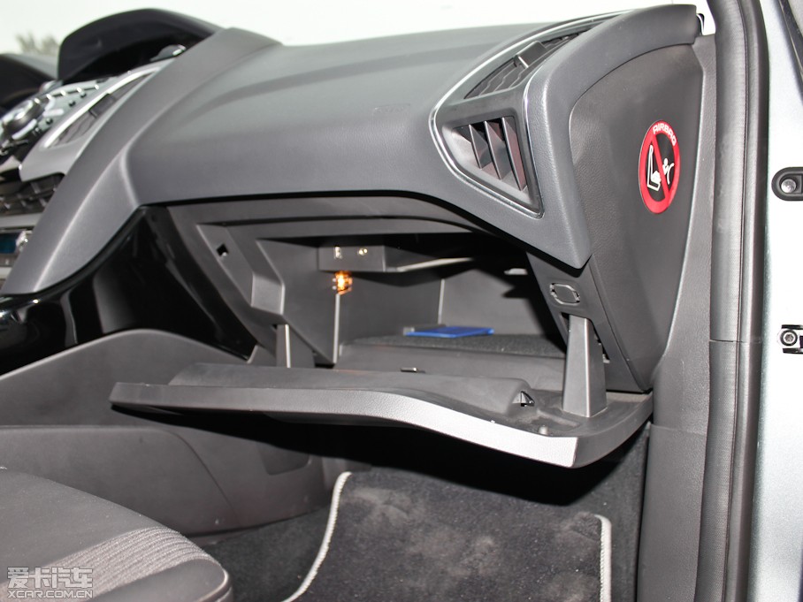 2012˹ Ɏ 2.0L քӺA\