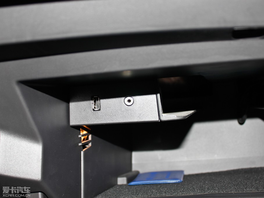 2012˹ Ɏ 2.0L քӺA\