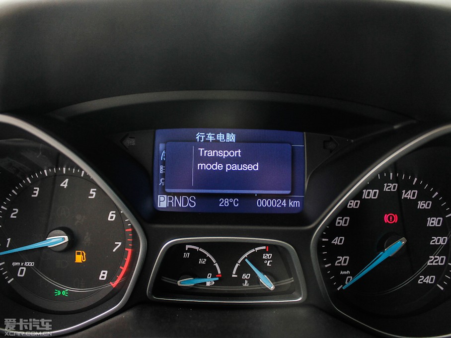 2012���˹ �Ɏ� 2.0L �ԄӺ��A�\����