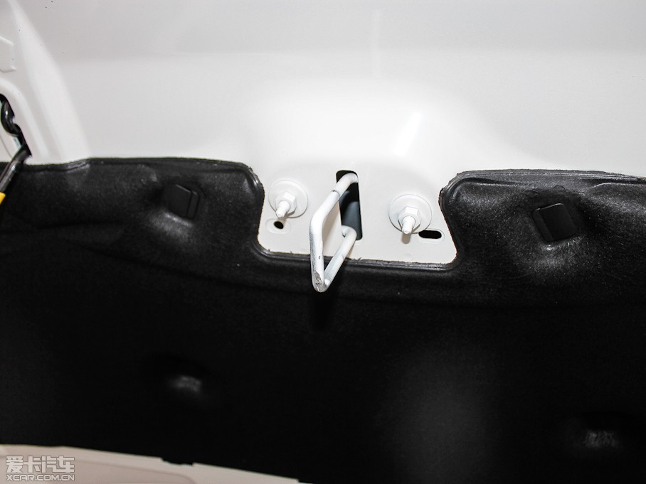 2012˹ Ɏ 2.0L ԄӺA\