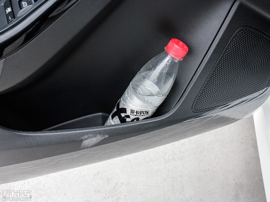 2012˹ Ɏ 2.0L ԄӺA\