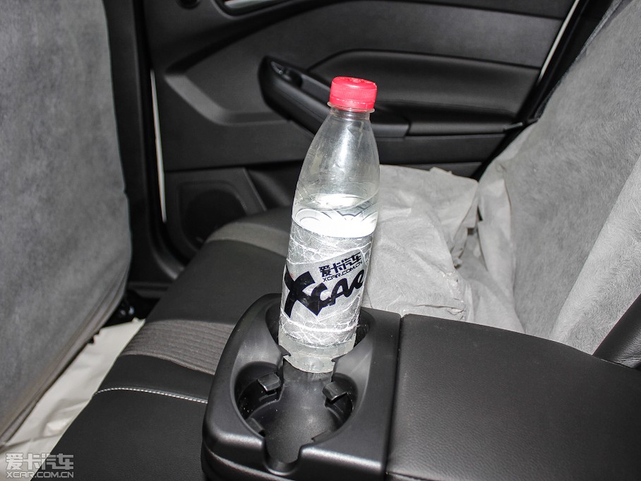 2012˹ Ɏ 2.0L ԄӺA\