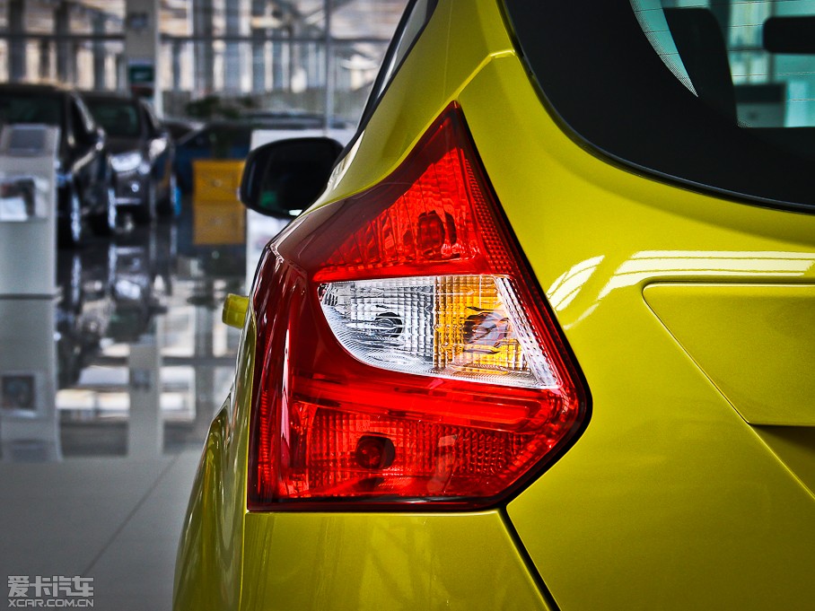 2012˹ Ɏ 1.6L քm