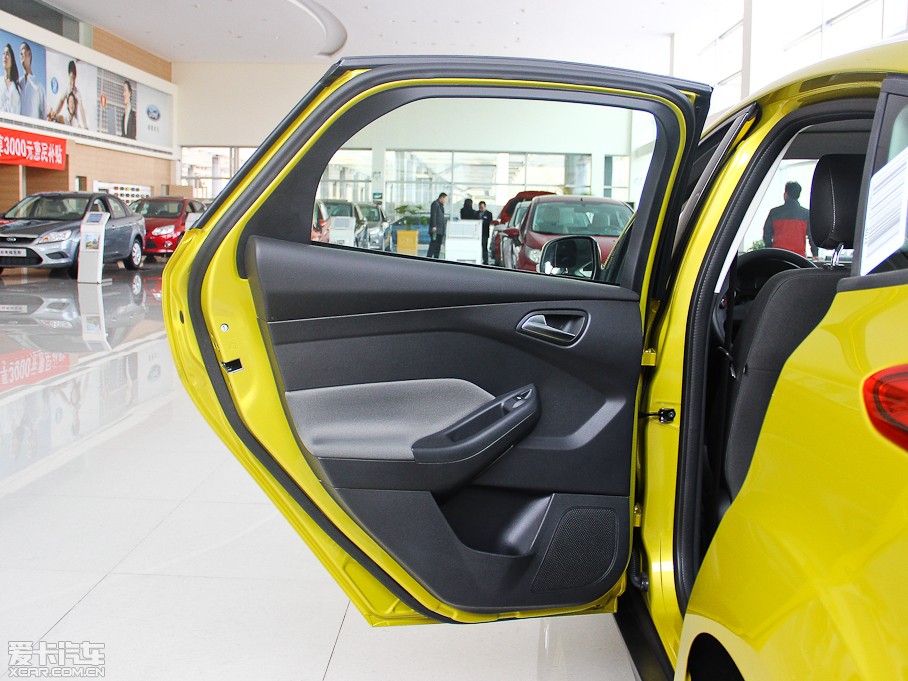 2012˹ Ɏ 1.6L քm