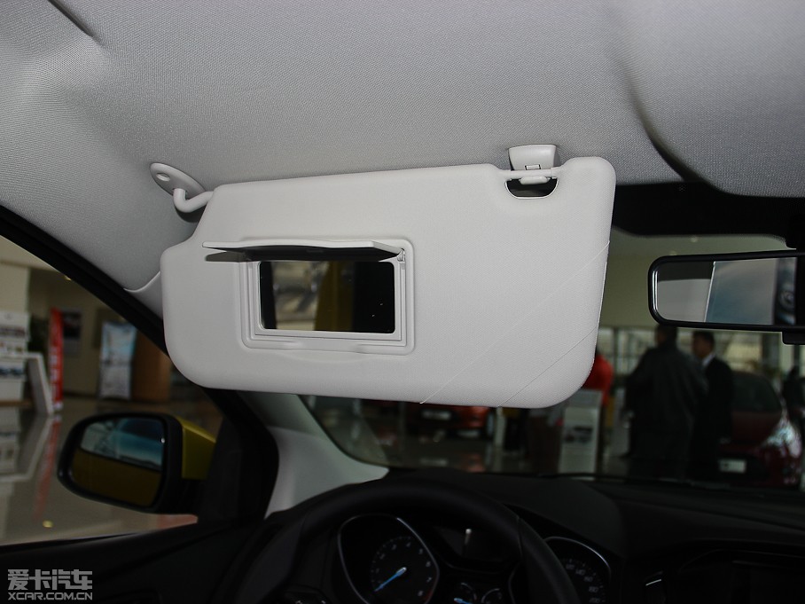 2012˹ Ɏ 1.6L քm