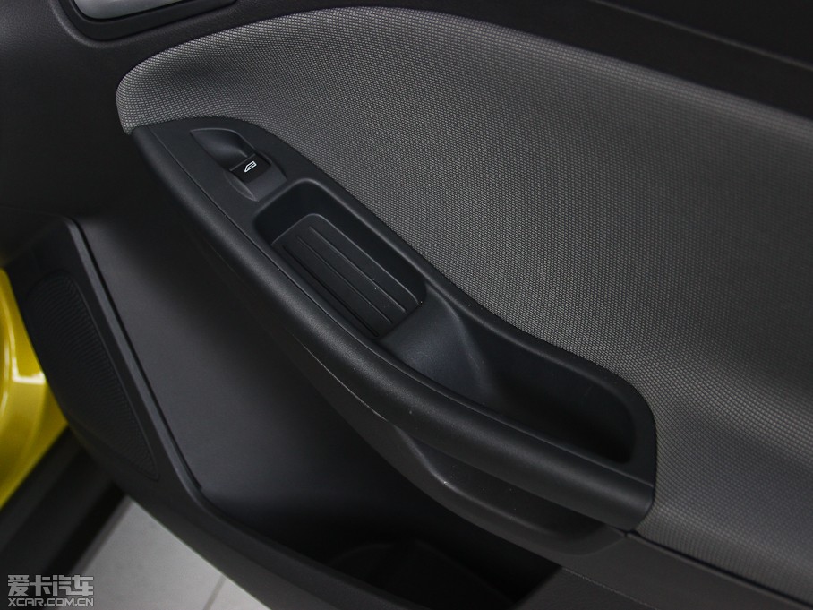 2012˹ Ɏ 1.6L քm