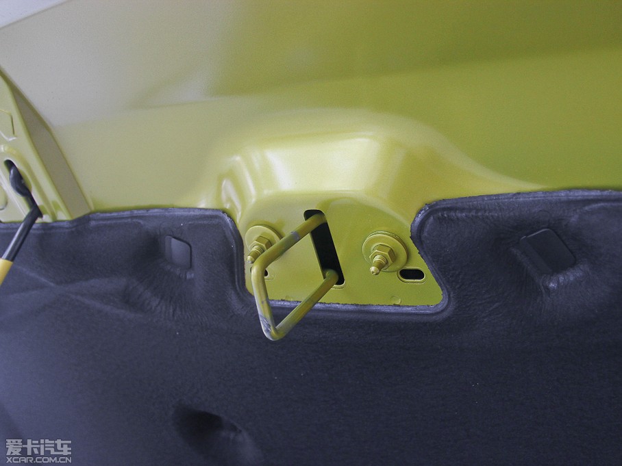 2012���˹ �Ɏ� 1.6L �ք��L����