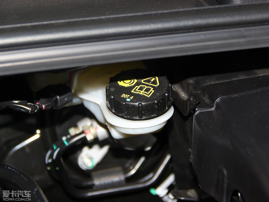 2012���˹ �Ɏ� 1.6L �ք��L����