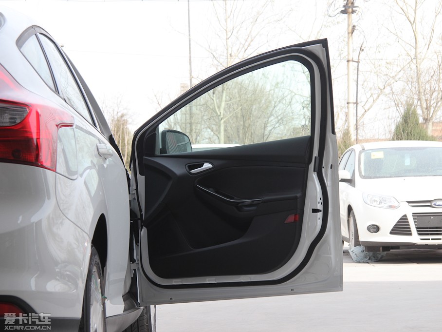 2012˹ Ɏ 1.6L Ԅ(dng)L(fng)