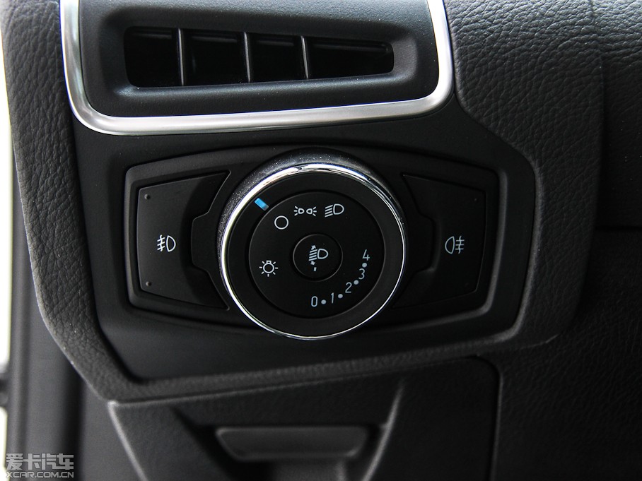 2012���˹ �Ɏ� 1.6L �Ԅ��L(f��ng)����