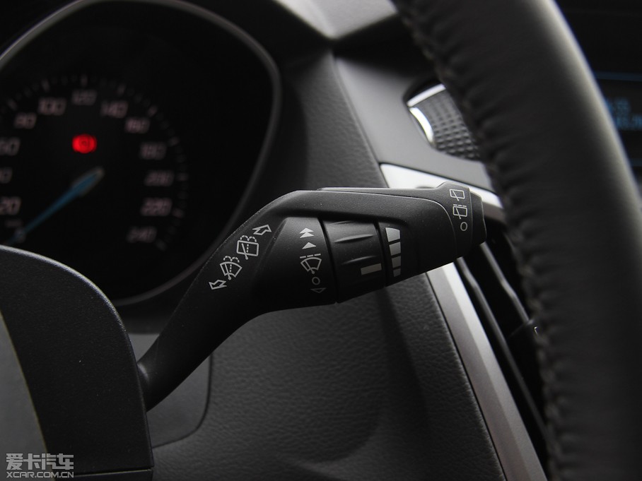 2012˹ Ɏ 1.6L Ԅ(dng)L(fng)