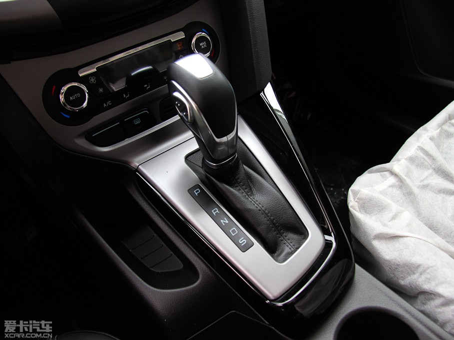 2012���˹ �Ɏ� 1.6L �Ԅ��L����