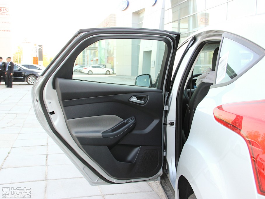 2012˹ Ɏ 1.6L Ԅ(dng)m