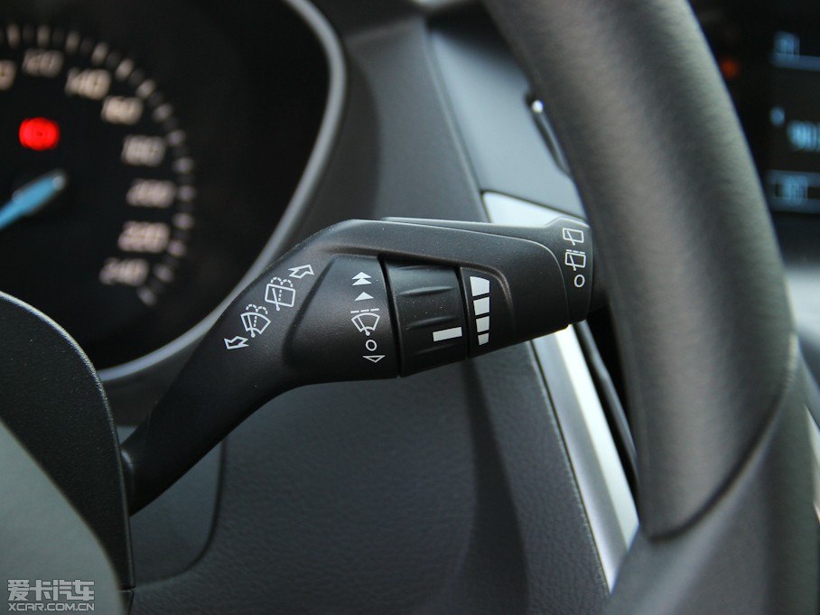 2012˹ Ɏ 1.6L Ԅ(dng)m