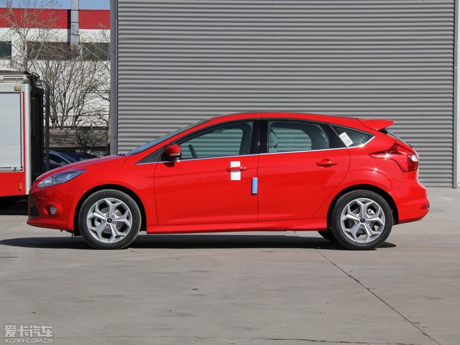 2012˹ Ɏ 2.0L ԄӺA\