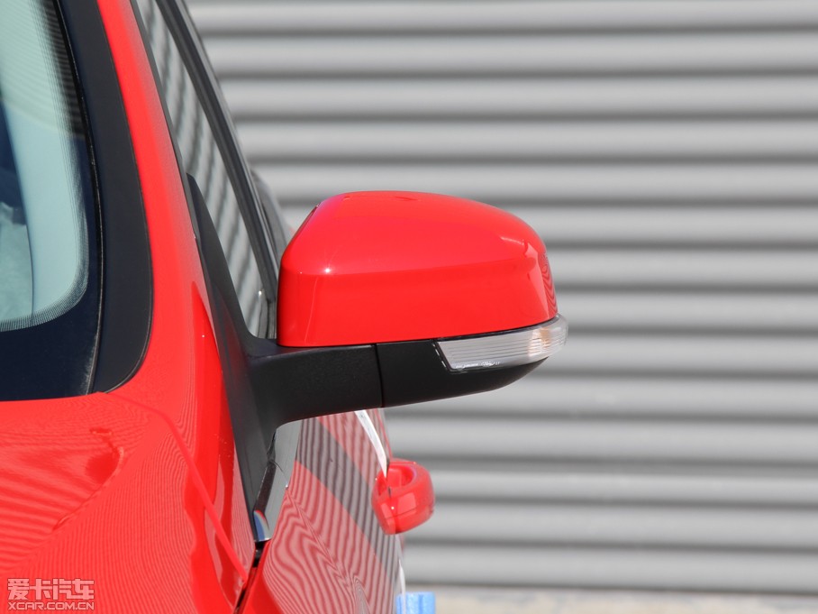 2012˹ Ɏ 2.0L ԄӺA\