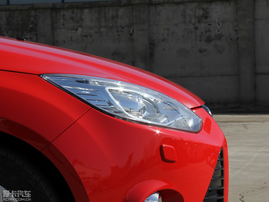 2012˹ Ɏ 2.0L ԄӺA\