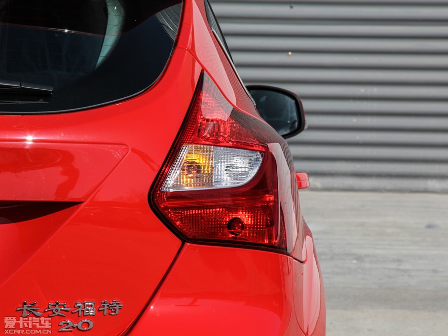 2012˹ Ɏ 2.0L ԄӺA\