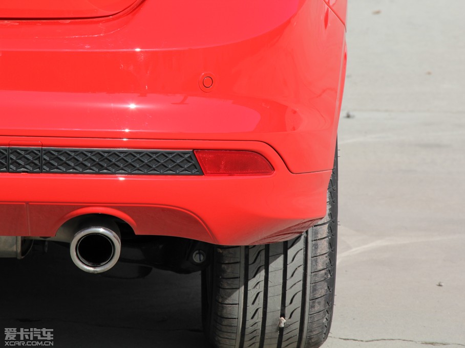 2012˹ Ɏ 2.0L ԄӺA\