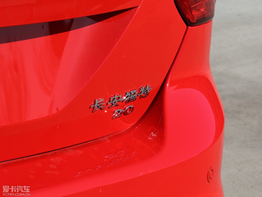 2012˹ Ɏ 2.0L ԄӺA\