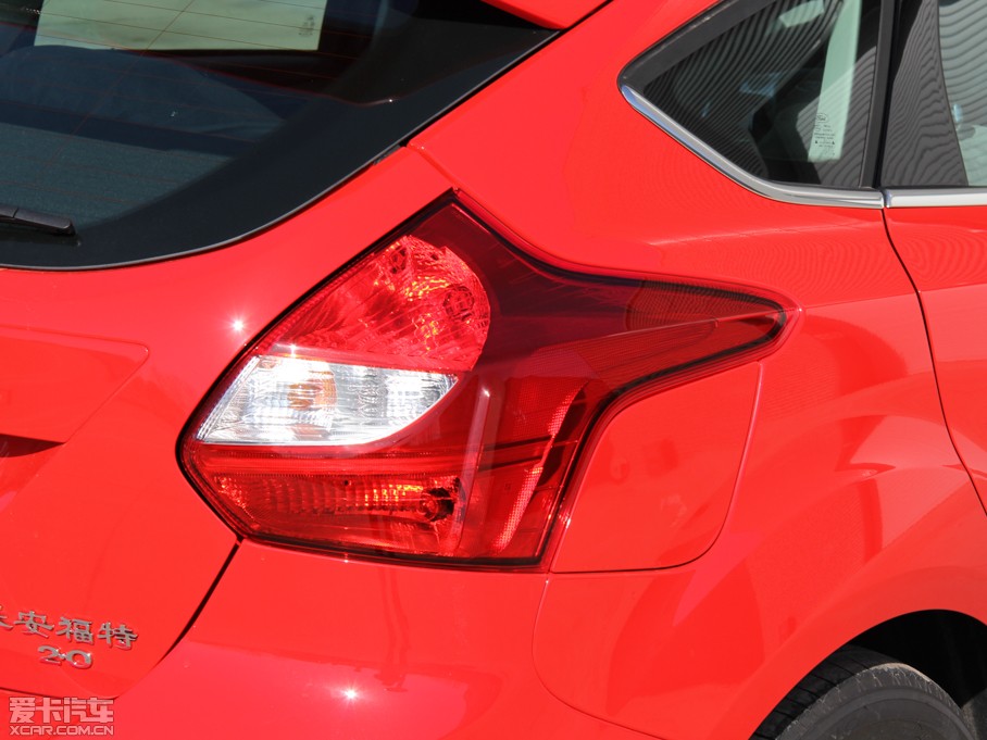 2012˹ Ɏ 2.0L Ԅ(dng)A\(yn)(dng)