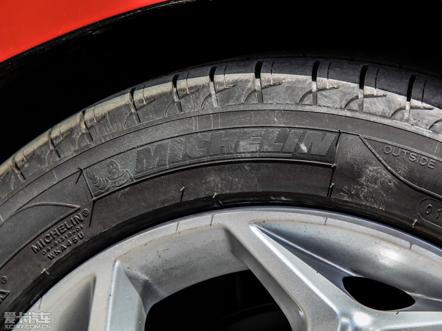 2012˹ Ɏ 2.0L ԄӺA\