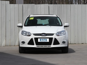 長安福特2012款新福克斯兩廂