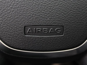 2012Ɏ 1.6L քL п؅^