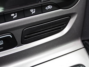 2012Ɏ 1.6L քL п؅^