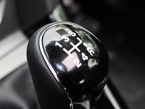 2012Ɏ 1.6L քL п؅^