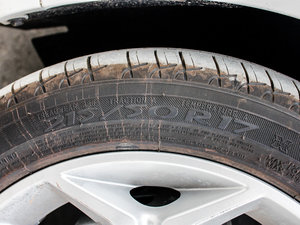 2012Ɏ 2.0L ԄӺA\(yn) ݆̥ߴ